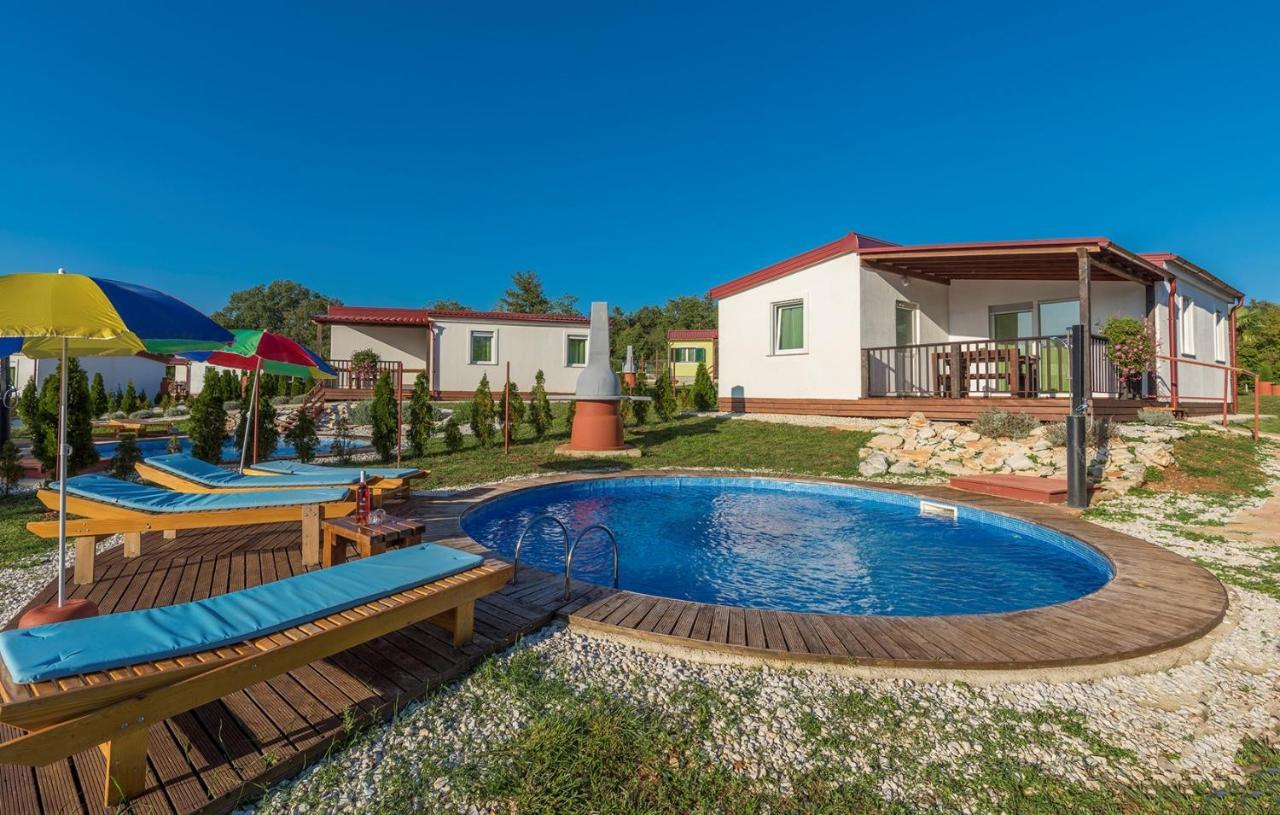 Holiday Park Village Jelovci Kringa Exterior foto