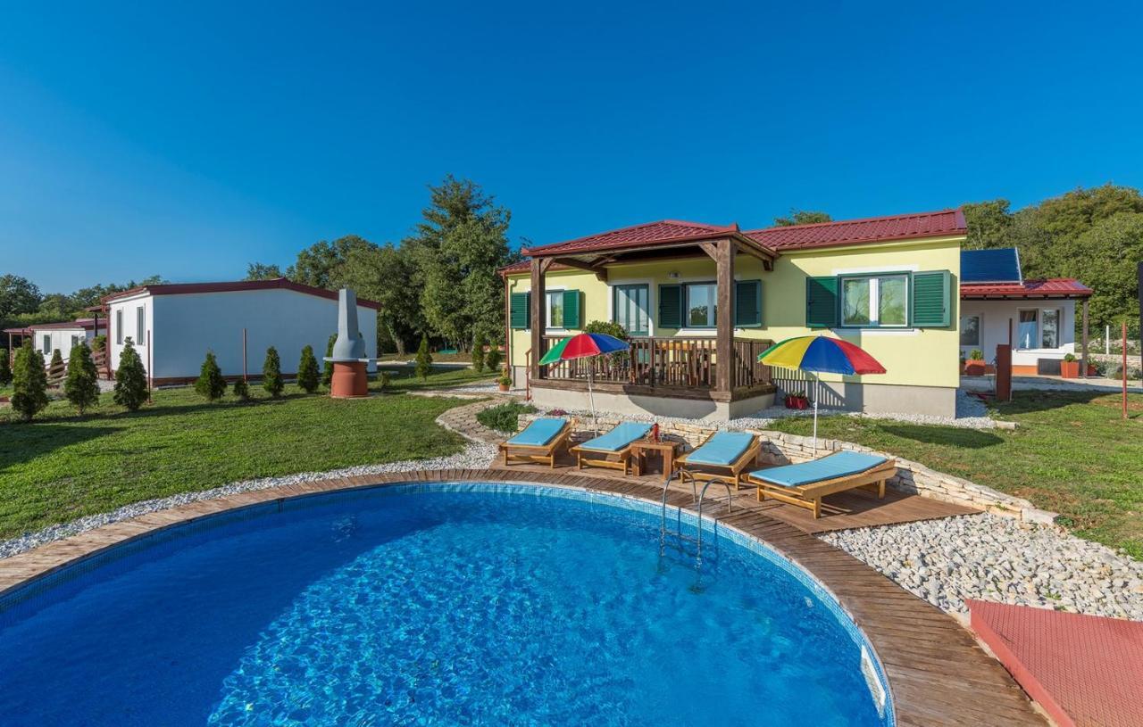 Holiday Park Village Jelovci Kringa Exterior foto
